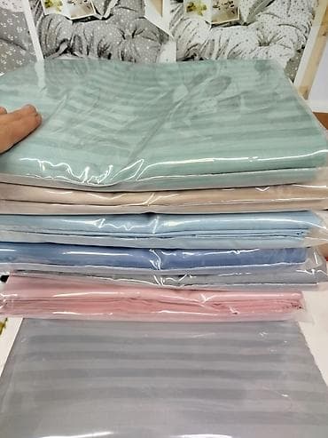 Комплект однотонного постельного белья с жаккардовой полосой at lalafo.kg Комплект однотонного постельного белья с жаккардовой полосой