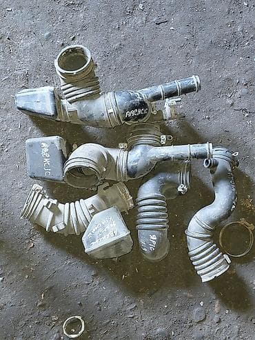 Патрубок Toyota Б/у, Оригинал, Япония at lalafo.kg Патрубок Toyota Б/у, Оригинал, Япония