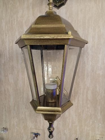 Уличный настенный светильник в классическом стиле. - Форм‑фактор at lalafo.kg Уличный настенный светильник в классическом стиле. - Форм‑фактор