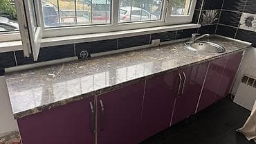 Кухонный гарнитур с каменной столешницей и круглой мойкой Длина at lalafo.kg Кухонный гарнитур с каменной столешницей и круглой мойкой Длина