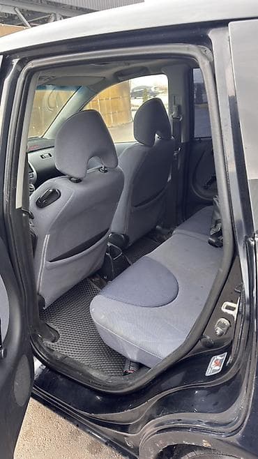 GAC: Honda Fit: 2003 г., 1.3 л, Автомат, Бензин, Хэтчбэк at lalafo.kg — 8 GAC: Honda Fit: 2003 г., 1.3 л, Автомат, Бензин, Хэтчбэк — 8