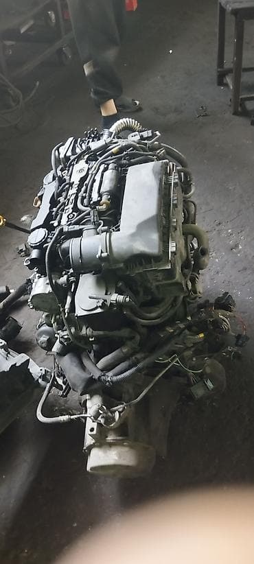 Дизельный Peugeot 2009 г., 1.6 л, Б/у, Оригинал at lalafo.kg Дизельный Peugeot 2009 г., 1.6 л, Б/у, Оригинал