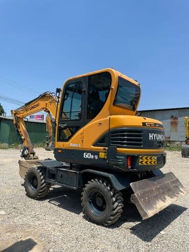 Экскаватор | Выкорчевывание пней, Траншеи, Котлованы at lalafo.kg Экскаватор | Выкорчевывание пней, Траншеи, Котлованы