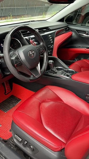 Toyota Camry: 2019 г., 2.5 л, Автомат, Бензин, Седан at lalafo.kg Toyota Camry: 2019 г., 2.5 л, Автомат, Бензин, Седан