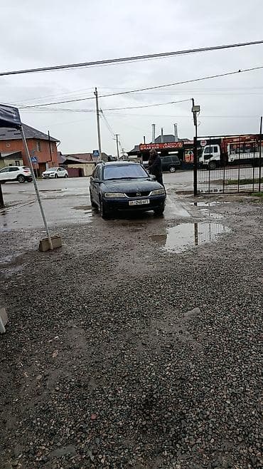 Opel Vectra: 2001 г., 1.8 л, Ручные, Бензин, Универсал at lalafo.kg Opel Vectra: 2001 г., 1.8 л, Ручные, Бензин, Универсал