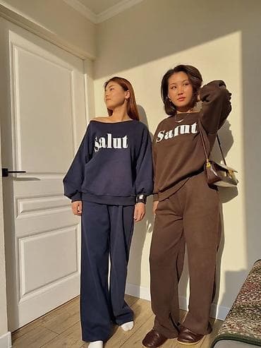 Свободные костюмы “Salut” + пальто-халат Костюм “Salut” - at lalafo.kg Свободные костюмы “Salut” + пальто-халат Костюм “Salut” -