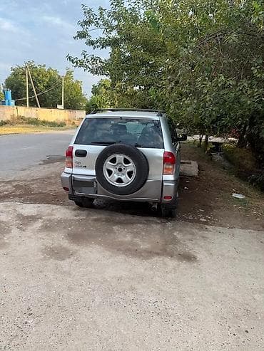 Toyota RAV4: 2002 г., 2.4 л, Автомат, Бензин, Кроссовер at lalafo.kg Toyota RAV4: 2002 г., 2.4 л, Автомат, Бензин, Кроссовер