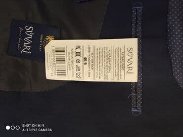 Костюм в очень хорошем состоянии оригинал at lalafo.kg Костюм в очень хорошем состоянии оригинал