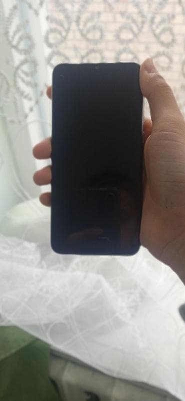 Xiaomi, Mi 9 SE, Б/у, 64 ГБ, 2 SIM at lalafo.kg Xiaomi, Mi 9 SE, Б/у, 64 ГБ, 2 SIM