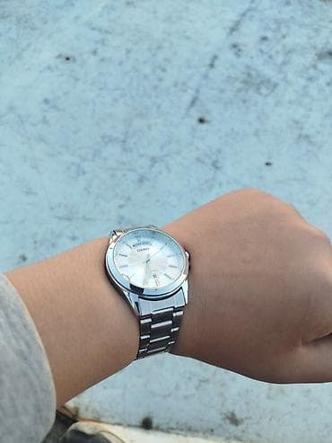 Классические часы часы, Casio, Водонепроницаемые, Мужские at lalafo.kg Классические часы часы, Casio, Водонепроницаемые, Мужские