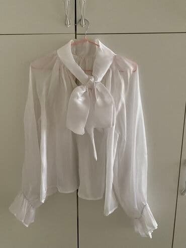 Белая блузка продается срочно!
Состояние новое, надевала один раз at lalafo.kg Белая блузка продается срочно!
Состояние новое, надевала один раз
