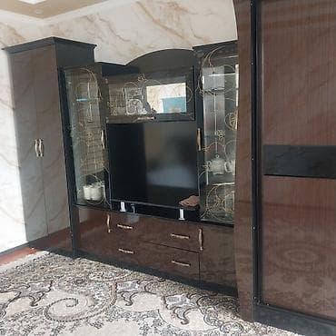 Гарнитур для зала, Б/у, Шкаф, МДФ, цвет - Коричневый at lalafo.kg Гарнитур для зала, Б/у, Шкаф, МДФ, цвет - Коричневый