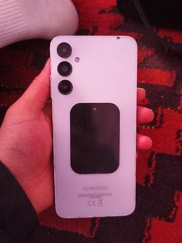 Samsung A10e, цвет - Белый at lalafo.kg Samsung A10e, цвет - Белый