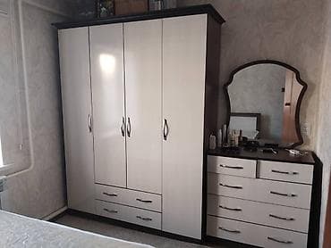 Спальный гарнитур, Двуспальная кровать, ДСП, Самовывоз, цвет - Бежевый at lalafo.kg Спальный гарнитур, Двуспальная кровать, ДСП, Самовывоз, цвет - Бежевый