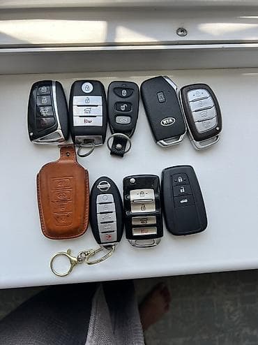 Ключ Toyota 2020 г., Б/у, Оригинал, Корея at lalafo.kg Ключ Toyota 2020 г., Б/у, Оригинал, Корея