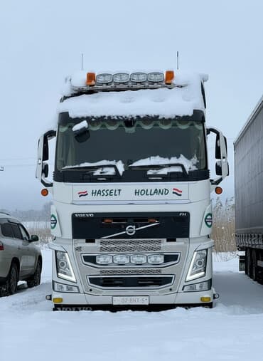 Тягач, Volvo, 2019 г., Шторный at lalafo.kg Тягач, Volvo, 2019 г., Шторный