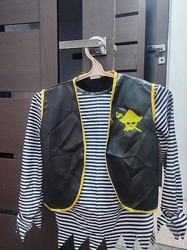 Детский карнавальный костюм пирата. Совсем новый,чуть помялся просто at lalafo.kg Детский карнавальный костюм пирата. Совсем новый,чуть помялся просто