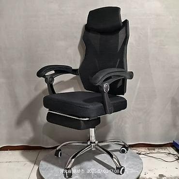 Офисное кресло, Новый, С колесиками, цвет - Черный, Платная доставка, Самовывоз at lalafo.kg Офисное кресло, Новый, С колесиками, цвет - Черный, Платная доставка, Самовывоз