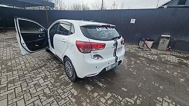 Kia Rio: 2017 г., 1.6 л, Автомат, Бензин, Хетчбек lalafo.kg да — 2 Kia Rio: 2017 г., 1.6 л, Автомат, Бензин, Хетчбек — 2