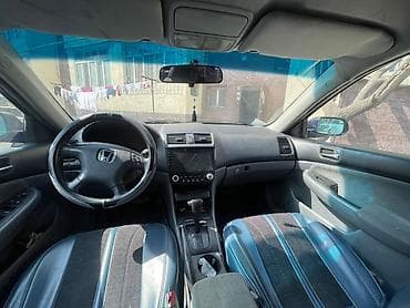 Honda Accord: 2001 г., 2.4 л, Автомат, Бензин, Седан at lalafo.kg Honda Accord: 2001 г., 2.4 л, Автомат, Бензин, Седан
