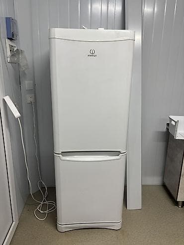 Холодильник Indesit, двухкамерный, белый Б/У в хорошем состоянии! lalafo.kg да Холодильник Indesit, двухкамерный, белый Б/У в хорошем состоянии!