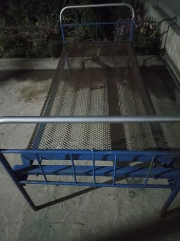 Кровать палторашка at lalafo.kg Кровать палторашка