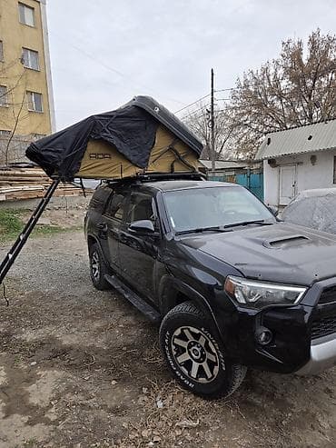 Toyota 4Runner: 2019 г., 0.4 л, Автомат, Газ, Внедорожник at lalafo.kg Toyota 4Runner: 2019 г., 0.4 л, Автомат, Газ, Внедорожник