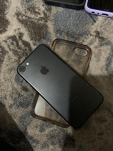 IPhone 7, 32 ГБ, Черный, Чехол at lalafo.kg IPhone 7, 32 ГБ, Черный, Чехол