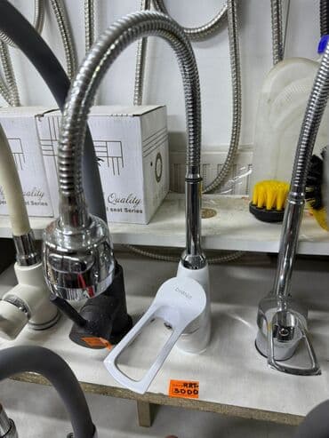 Смеситель для кухни DIONIS с гибким изливом - Тип: однорычажный at lalafo.kg Смеситель для кухни DIONIS с гибким изливом - Тип: однорычажный