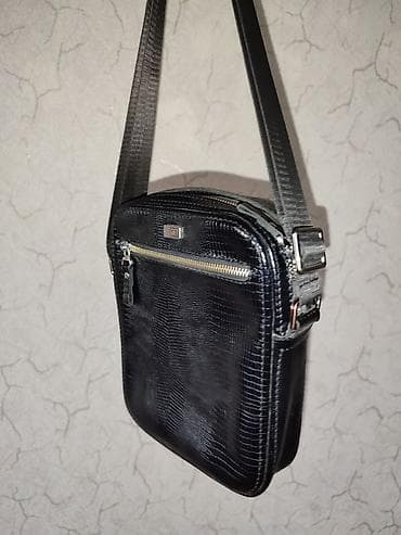 Барсетка BEGET Натуральная кожа лакированнаясостояние хорошая Цена at lalafo.kg Барсетка BEGET Натуральная кожа лакированнаясостояние хорошая Цена