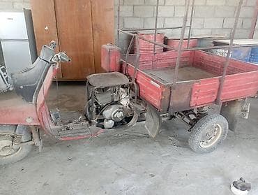 Легкий грузовик at lalafo.kg Легкий грузовик