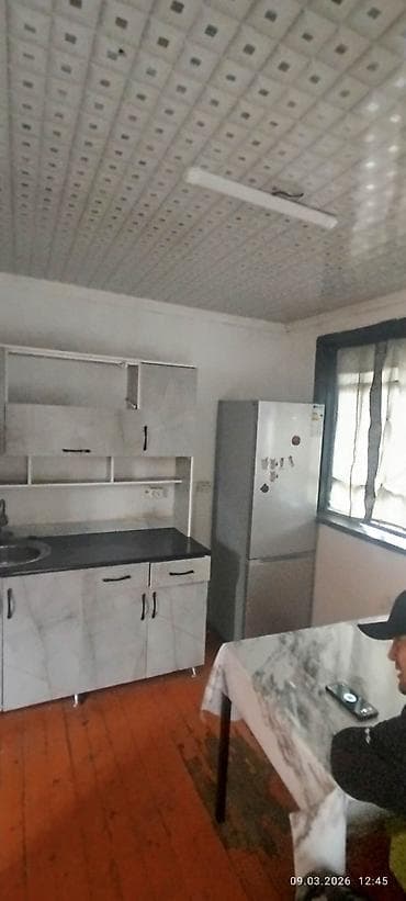 Сдаются Полдома в центре р-н Советский/Скрябина 2ком. кухня с at lalafo.kg Сдаются Полдома в центре р-н Советский/Скрябина 2ком. кухня с