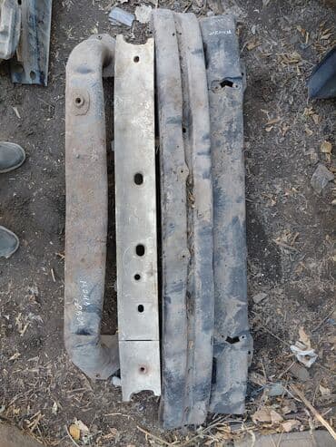 Усилитель бампера Ford, Б/у, Оригинал at lalafo.kg Усилитель бампера Ford, Б/у, Оригинал