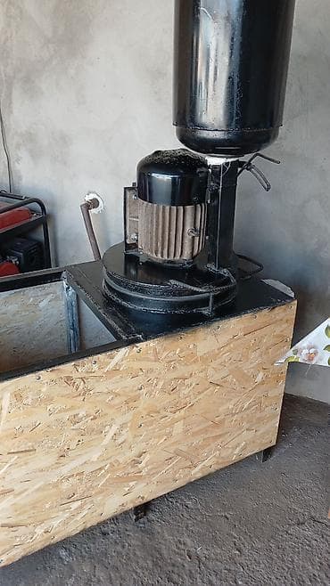 Продается зернодробилка 3х фазная двигатель 4 квт at lalafo.kg Продается зернодробилка 3х фазная двигатель 4 квт