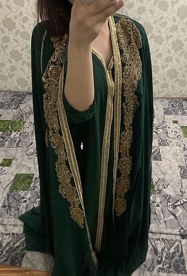 Арабские национальные костюмы продаются Абая с платьем - 7000 сом at lalafo.kg Арабские национальные костюмы продаются Абая с платьем - 7000 сом