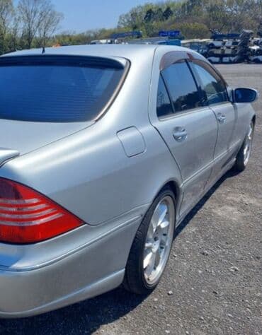 Ветровики на окна Mercedes-Benz, 2003 г., Б/у, Бесплатная доставка at lalafo.kg Ветровики на окна Mercedes-Benz, 2003 г., Б/у, Бесплатная доставка