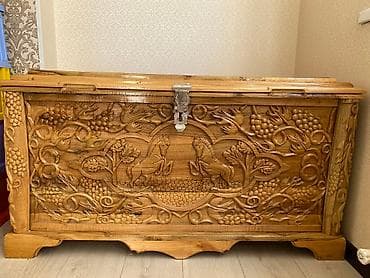 Сундук состояние нового из натурального ореха ручная работа из внутри at lalafo.kg Сундук состояние нового из натурального ореха ручная работа из внутри