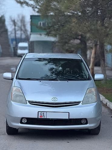 Toyota Prius: 2008 г., 1.5 л, Вариатор, Гибрид, Лифтбек at lalafo.kg Toyota Prius: 2008 г., 1.5 л, Вариатор, Гибрид, Лифтбек