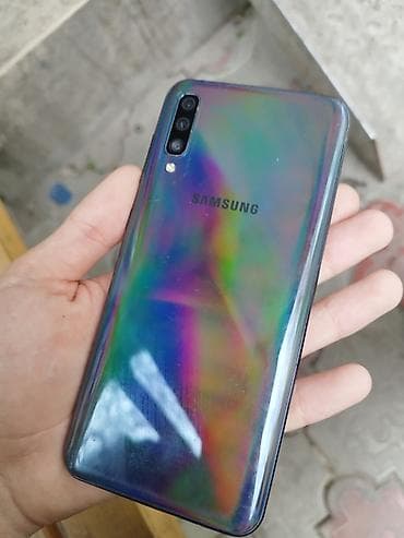 Samsung Galaxy A50, Б/у, 64 ГБ, 2 SIM at lalafo.kg Samsung Galaxy A50, Б/у, 64 ГБ, 2 SIM