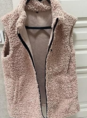 Куртка женская, размер M. - Цвет: черный с контрастной подкладкой с at lalafo.kg — 5 Куртка женская, размер M. - Цвет: черный с контрастной подкладкой с — 5