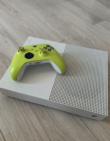 Игровая консоль Xbox One S + геймпад В ПОДАРОК! Причина продажи at lalafo.kg Игровая консоль Xbox One S + геймпад В ПОДАРОК! Причина продажи