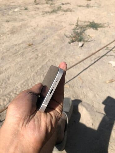 IPhone 12, Б/у, 128 ГБ, Белый, Коробка, 78 % at lalafo.kg IPhone 12, Б/у, 128 ГБ, Белый, Коробка, 78 %