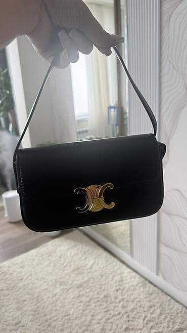 Классическая сумка, Материал: Натуральная кожа, Жёсткая конструкция, Женские at lalafo.kg Классическая сумка, Материал: Натуральная кожа, Жёсткая конструкция, Женские