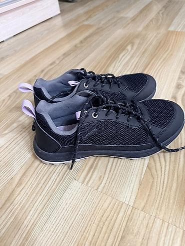 Легкие повседневные кроссовки - Цвет: черный с серыми деталями и at lalafo.kg Легкие повседневные кроссовки - Цвет: черный с серыми деталями и