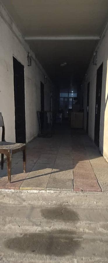 1 комната, 17 м², Гостиничный тип, 2 этаж, Старый ремонт at lalafo.kg — 4 1 комната, 17 м², Гостиничный тип, 2 этаж, Старый ремонт — 4