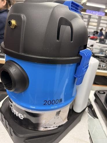 Профессиональный моющий пылесос-экстрактор 2000W - Мощность: 2000 Вт at lalafo.kg Профессиональный моющий пылесос-экстрактор 2000W - Мощность: 2000 Вт
