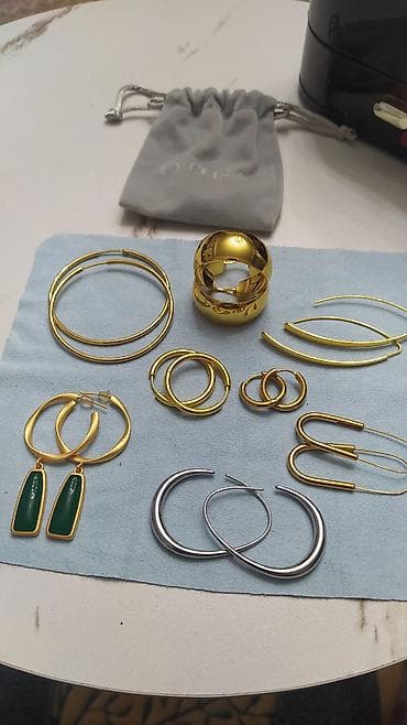 Шармдары: Набор украшений в современном минималистичном стиле,разных размеров и lalafo.kg да — 1 Шармдары: Набор украшений в современном минималистичном стиле,разных размеров и — 1