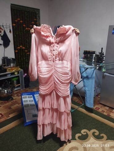 Вечернее платье at lalafo.kg Вечернее платье