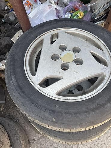 Дөңгөлөктөр монтажда 195 / 65 / R 15, Жай, Колдонулган, Комплект, Жеңил унаалар, Куйма, тешиктери - 5 lalafo.kg да Дөңгөлөктөр монтажда 195 / 65 / R 15, Жай, Колдонулган, Комплект, Жеңил унаалар, Куйма, тешиктери - 5