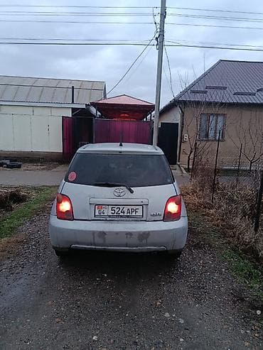 Toyota Ist: 2001 г., 1.3 л, Автомат, Бензин, Хэтчбэк at lalafo.kg Toyota Ist: 2001 г., 1.3 л, Автомат, Бензин, Хэтчбэк